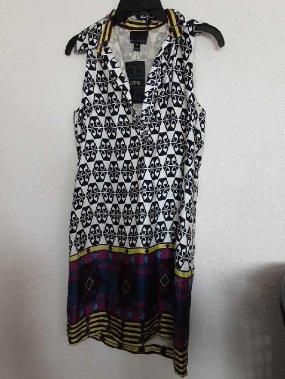 aTINa Black & White Geometric Sleeveless Dress with Purple and Yellow Hem